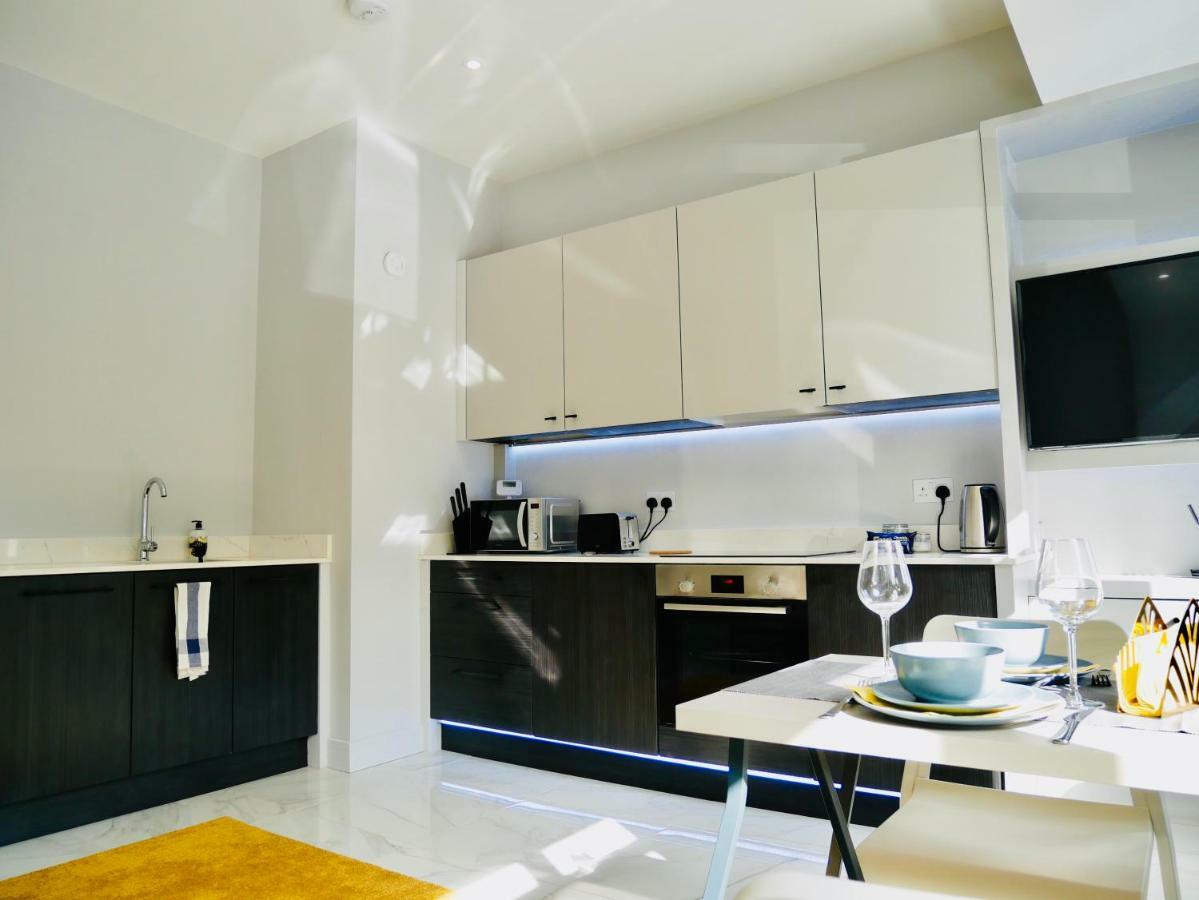 Luxury 3 Bedroom Apartment Near Bournemouth Beach & Poole Ngoại thất bức ảnh
