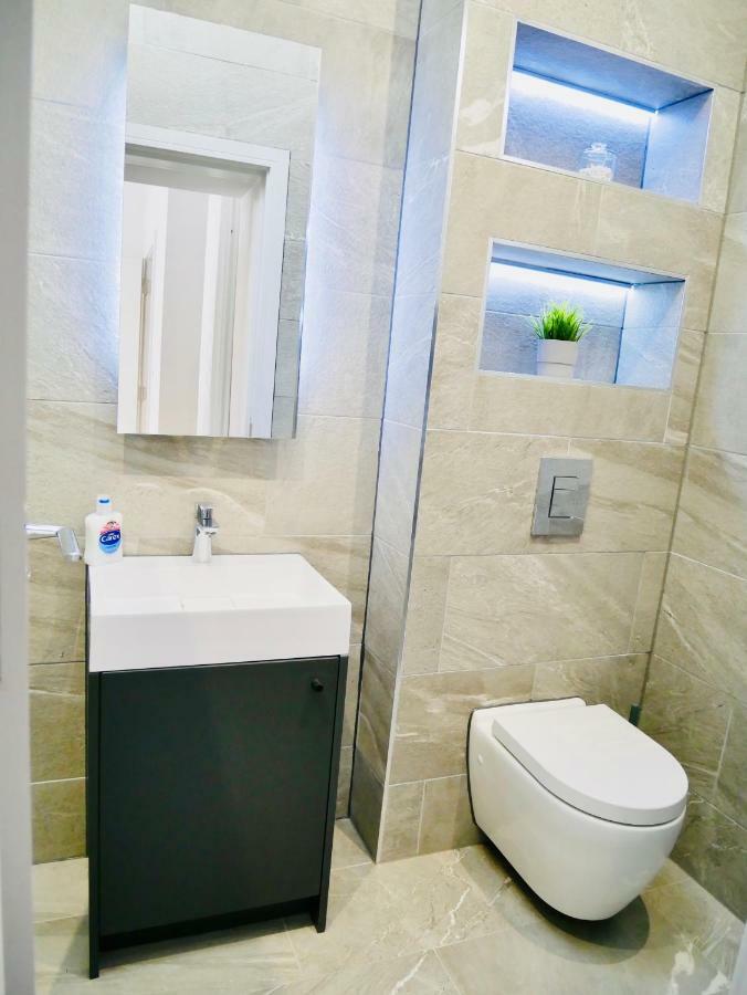 Luxury 3 Bedroom Apartment Near Bournemouth Beach & Poole Ngoại thất bức ảnh